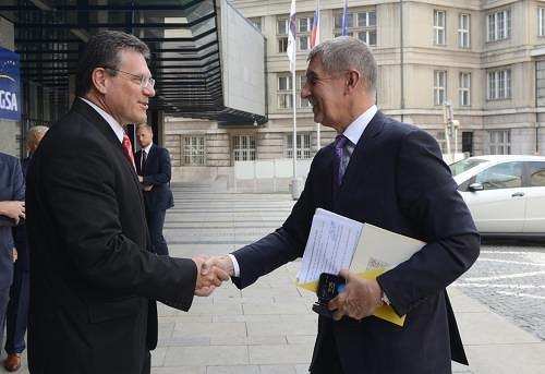 歐盟，捷克共和國討論低碳能源轉型