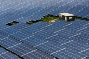 隨著荷蘭和德國(guó)的能源轉(zhuǎn)型步伐加快，TenneT的投資增長(zhǎng)了20％