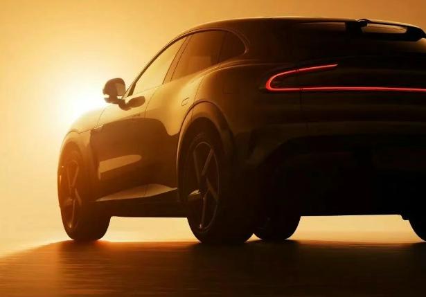 “蔚小理”預(yù)祝小米YU7大賣