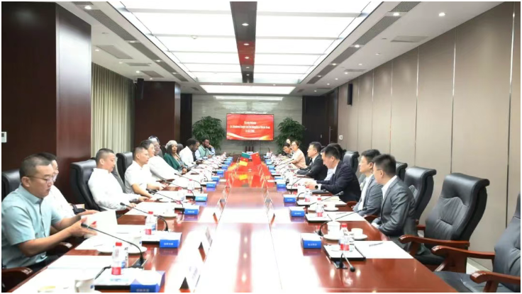 中國重機副總經(jīng)理徐佳會見喀麥隆BOCOM集團主席并簽署合作框架協(xié)議