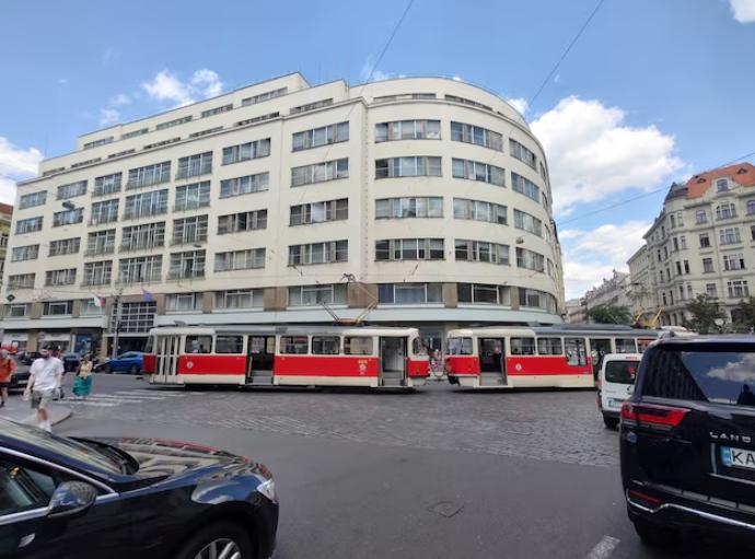 捷克遭遇大規(guī)模停電事故 高壓電纜故障影響多地