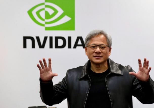 英偉達(dá)市值一度突破4萬億美元，黃仁勛身價(jià)超過1400億美元