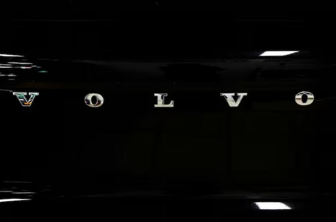 沃爾沃汽車因關(guān)稅與發(fā)布延遲計(jì)提大額減值費(fèi)用