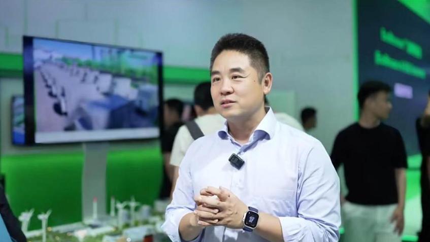 施耐德電氣：當(dāng)AI進(jìn)入產(chǎn)業(yè)主場(chǎng)，核心技術(shù)+場(chǎng)景知識(shí)帶來(lái)價(jià)值最大化