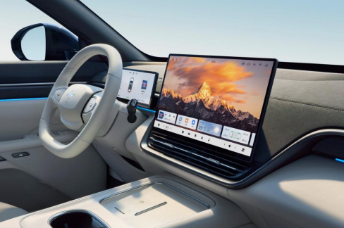 20 萬(wàn)買六座高配！東風(fēng) eπ008 新能源 SUV，實(shí)用配置無(wú)溢價(jià)超劃算