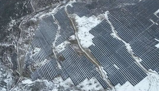 四川阿壩州馬爾康大藏光伏項(xiàng)目首次并網(wǎng)發(fā)電